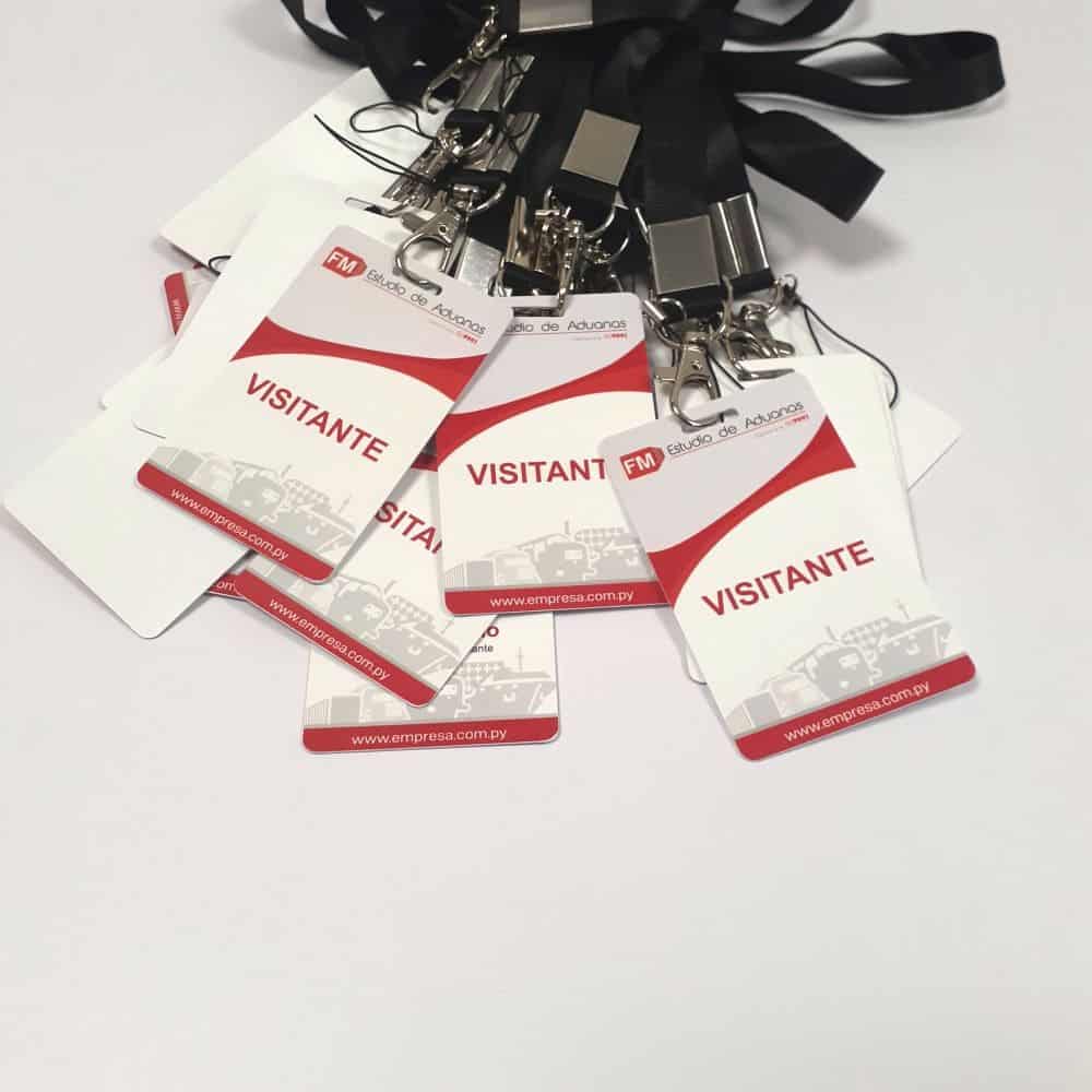 Credenciales 1 Credenciales con cordón