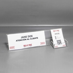 Porta nombre con tarjetero